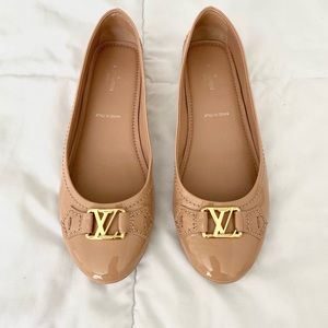 Like new Louis Vuitton ballerina flats